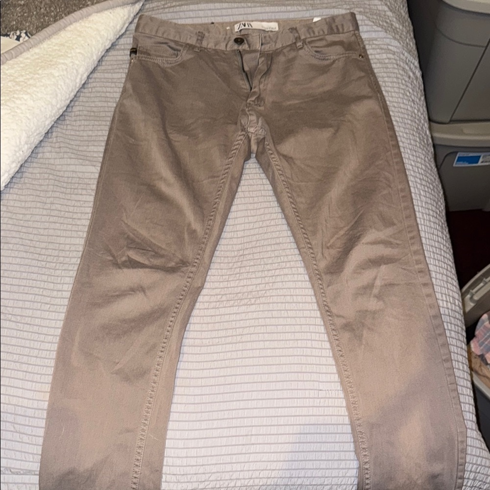 Zara Men's Gray Chinos